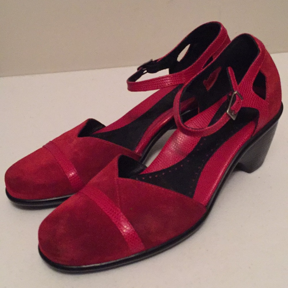 Dansko red suede dress shoes